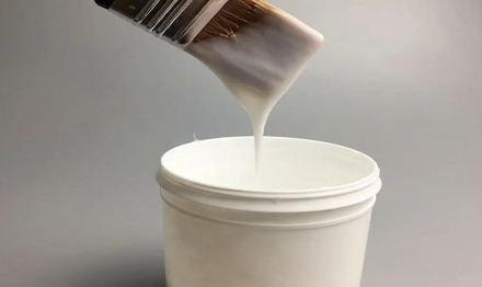 Taming bubbles in white glue: Why defoamers are essential