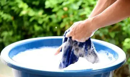Practical Additives for Solving Foaming Problems in Laundry Detergent Production